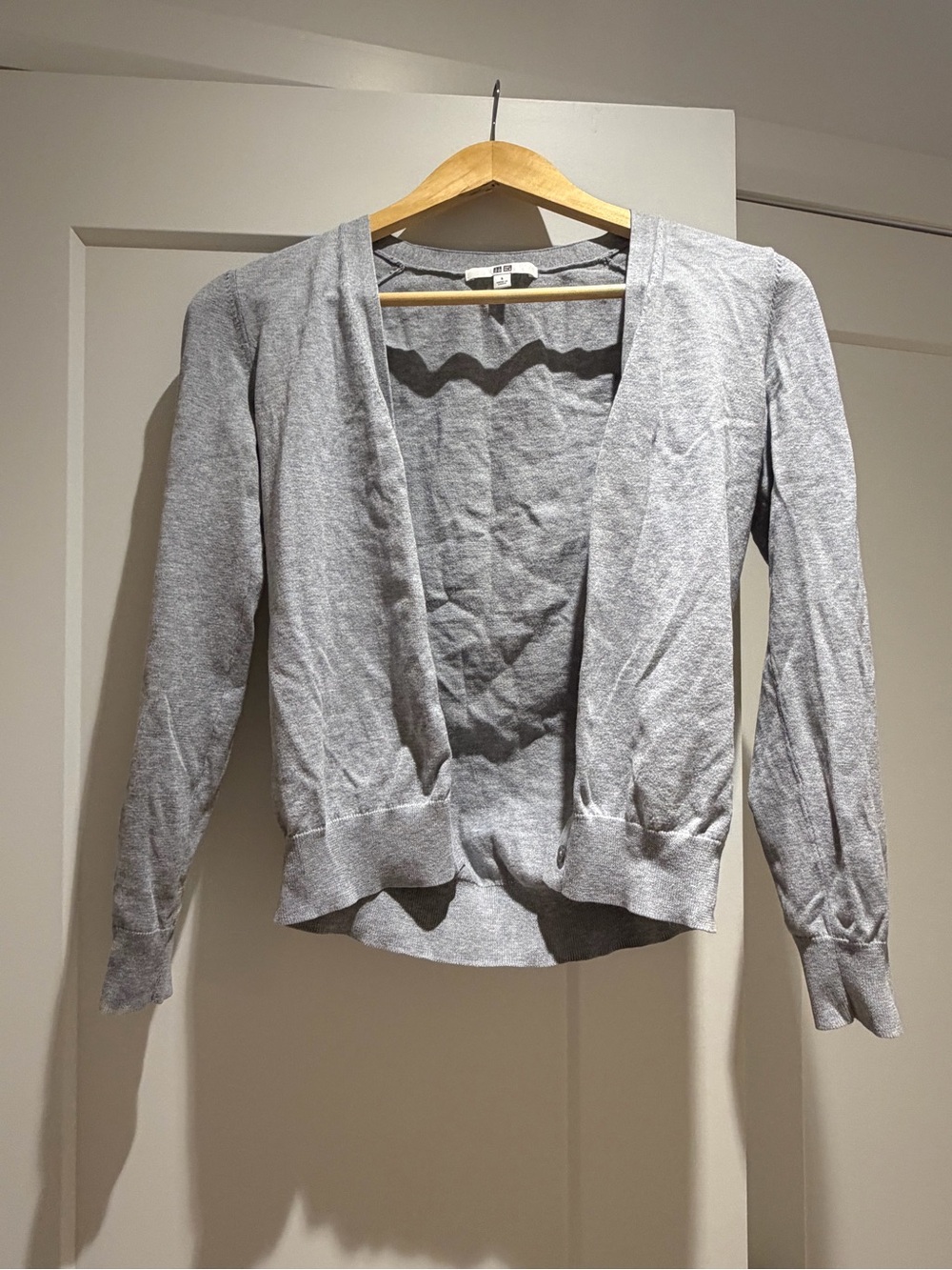 Uniqlo Light Gray Open Cardigan Sweater